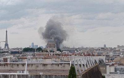 В Париже произошел мощный взрыв