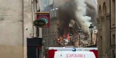 В Париже произошел масштабный взрыв, обрушилось здание — видео