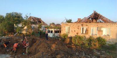 Россияне ударили ракетами по Криворожскому району: повреждены десять домов — фото