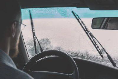 Как водителям в Германии нужно реагировать на шторм и дождь