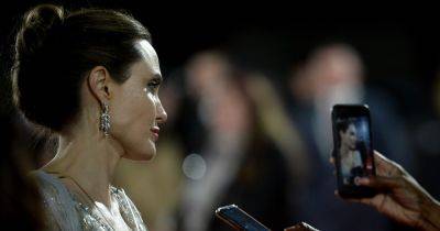 Анджелина Джоли показала последствия подрыва Каховской ГЭС (фото)
