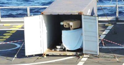 Лазерное оружие HELMA-P впервые испытали на корабле: будет "жечь" дроны и суда (видео)