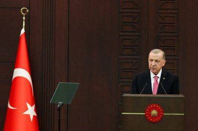 Турция застыла в ожидании решения по ставке