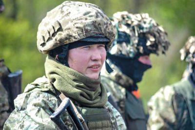 Сколько женщин служит в украинской армии - Наев назвал цифры