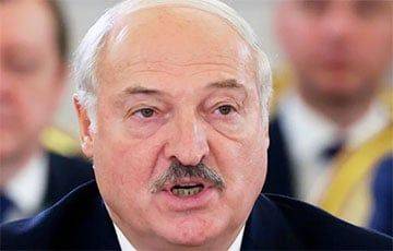 «Беларуская выведка»: Чиновники шепчутся, что Лукашенко выжил из ума