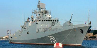 Россияне пытаются замаскировать фрегат Адмирал Эссен — СМИ