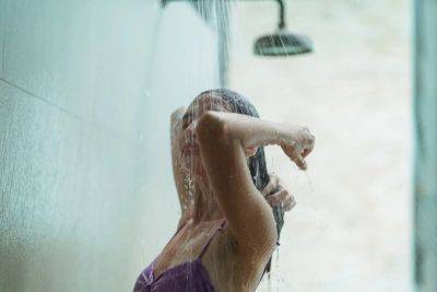 Почему нельзя принимать душ во время грозы