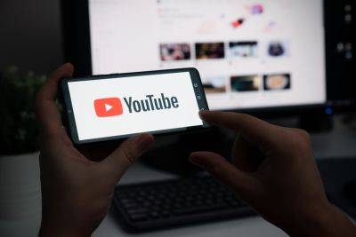YouTube подключил ИИ для дубляжа аудио и теперь требует подтверждения статуса «фанатского аккаунта»