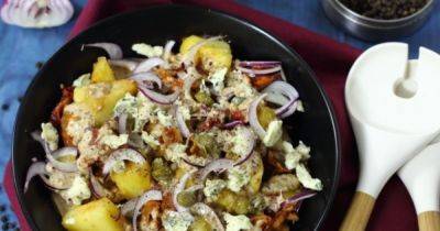 С беконом и сыром: рецепт вкусного картофельного салата