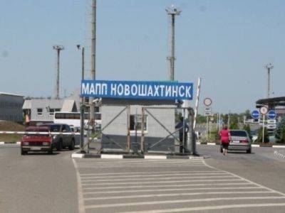 Сообщается о ранении двоих российских правоохранителей в ростовской области во время прохождения колонны «вагнеровцев»