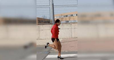 100 метров за почти 13 секунд: испанец установил рекорд в спринте на каблуках (видео)