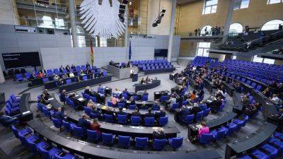 Власти Германии могут выплатить компенсации переселенцам из ГДР