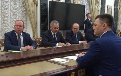 Путин провел совещание с силовиками