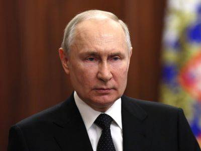 Редактор The Economist Островский: Украина не сможет войти на территорию России и разоружить путинский режим так, как это сделали союзники в конце Второй мировой. Разоружить Путина можно только