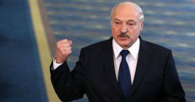 "Слушай, Саша, бесполезно": Лукашенко рассказал о разговоре с Путиным во время мятежа в РФ (видео)