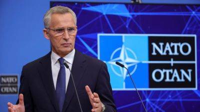 Столтенберг заверил, что НАТО готово защищаться от россии и Беларуси
