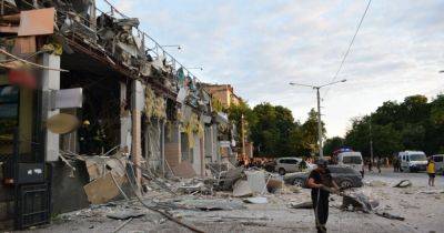 Удар по Краматорску: в городе 4 погибших и 42 раненых, среди них ребенок, — Генпрокуратура (видео)