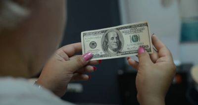 "Коридор изменений": эксперт рассказал, что будет с долларом в июле