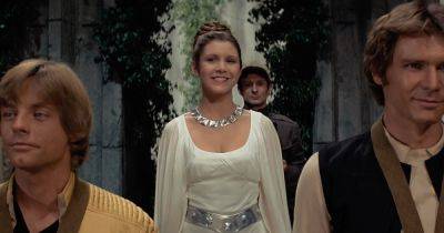 Платье принцессы Леи из "Звездных войн" не удалось продать за 1 миллион долларов