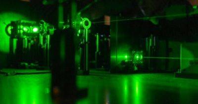 Создан первый в мире оптический аналоговый компьютер: работает на фотонах и электронах