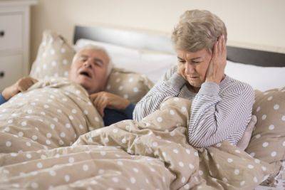 Храп во сне может быть сигналом о развитии деменции