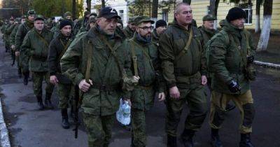 Армия России вербует преступников из-за больших потерь в Украине, — Генштаб