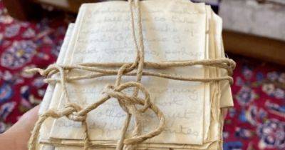 Написаны на "давнем" языке: женщина обнаружила таинственные письма в стенах дома (фото)