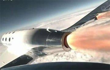 Ричард Брэнсон - Космолет Virgin Galactic совершил первый коммерческий полет - charter97.org - Италия - Белоруссия - USA - штат Нью-Мексико