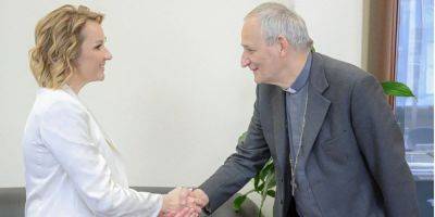 Посланник папы римского встретился в Москве с причастной к депортации украинских детей Львовой-Беловой, которую разыскивает Гаага