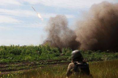 США рассматривают возможность отправки кассетных боеприпасов в Украину - СМИ