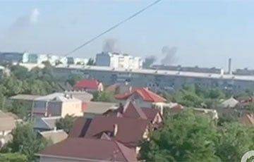 Ракеты поразили российский военный аэродром в Бердянске