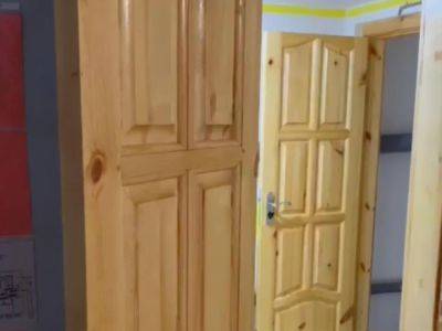 Для убежищ Соломенского района РГА закупила двери в туалет по $600 – депутат Киевсовета