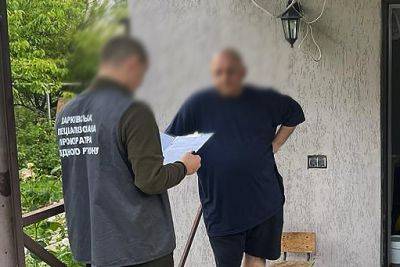 Оформил «нужную» справку ВВК: на взятке поймали военного комиссара в Харькове