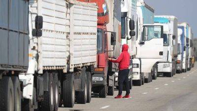 Продлен запрет на перевозку ряда грузов по РФ фурами из недружественных стран