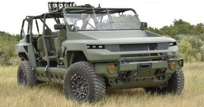 Возвращение к истокам: электромобиль Hummer получит военную версию (фото)