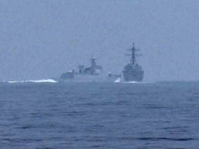 Опасный маневр: Китайский военный корабль подрезал эсминец США - unn.com.ua - Китай - США - Украина - Киев - Канада - Тайвань - Reuters