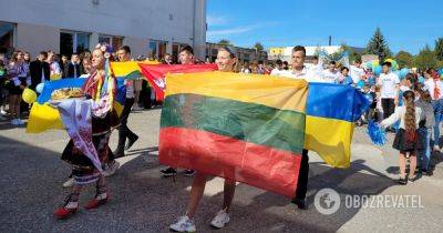 Украинцы в Литве – в городах Каунас и Шяуляй в Литве откроют украинские школы