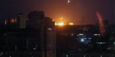 Удар РФ по Киеву: обломки ракеты упали на частное здание, повреждены линии электропередач троллейбусного сообщения