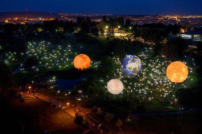 В Брно пройдет красивая выставка огромных макетов небесных тел