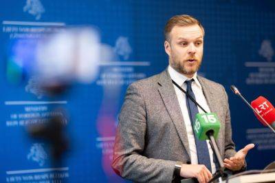 Досрочные выборы в Литве предлагаются вместо "Голгофы трех министров" – Ландсбергис