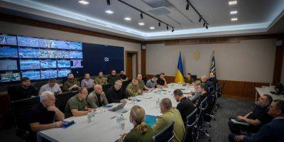 Срочное заседание СНБО. Зеленский поручил провести эвакуацию и привлечь РФ к жесткой ответственности