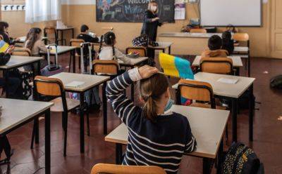 Дети украинских беженцев в школах ЕС