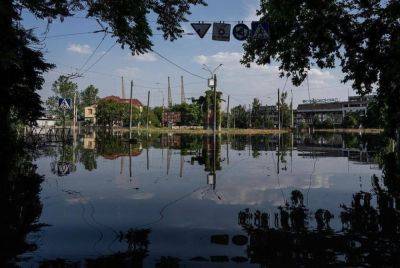 Вода еще будет прибывать: в Херсонcкой ОВА рассказали, когда ждать пика наводнения