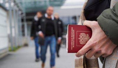 В Европарламент направлена петиция о визовых ограничениях для граждан РФ - rus.delfi.lv - Россия - Эстония - Латвия - Брюссель
