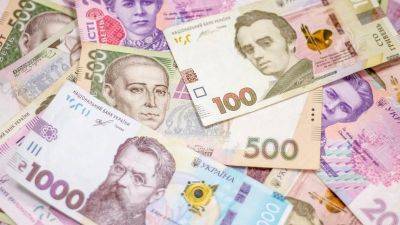 Реальные зарплаты украинцев в частном секторе прекратили падение — Нацбанк