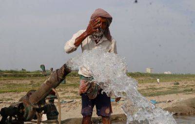 Бангладеш закрыл школы и отключил электроэнергию из-за самой продолжительной за последние десятилетия жары
