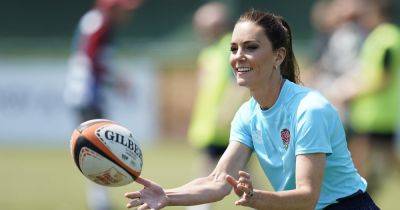Спортивная Кейт Миддлтон: принцесса Уэльская сыграла в регби (видео)