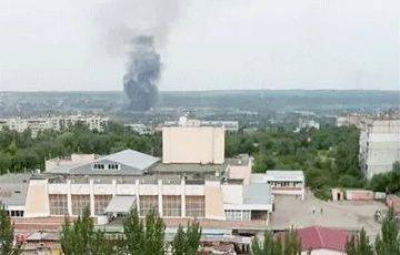 В Луганске дальнобойные ракеты уничтожили военную базу РФ