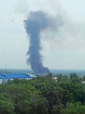 Минус военная база орков в Луганске: с самого утра ВСУ нанесли мощный удар. Видео
