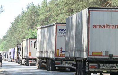 На границе с Беларусью – очередь в 1,4 тыс. грузовиков